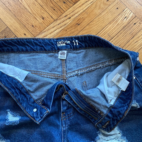 Refuge denim short size 11 - Picture 4 of 5